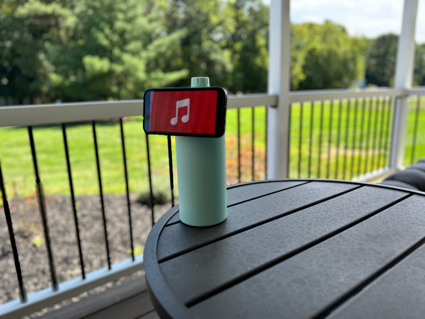 Hydration Buddy 32oz with Unique Magnetic Phone handle - 4 colors