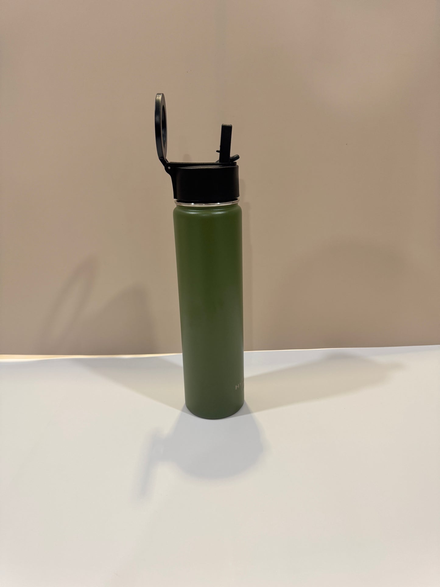 Hydration Buddy 24oz with Unique Magnetic Phone handle - 8 colors
