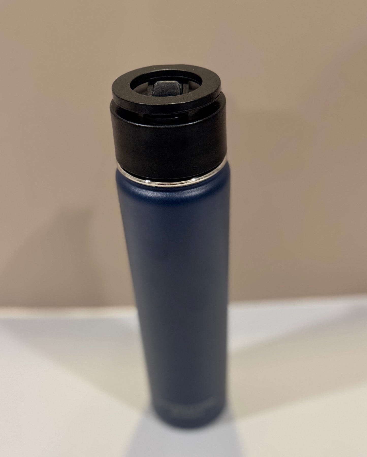 Hydration Buddy 24oz with Unique Magnetic Phone handle - 8 colors