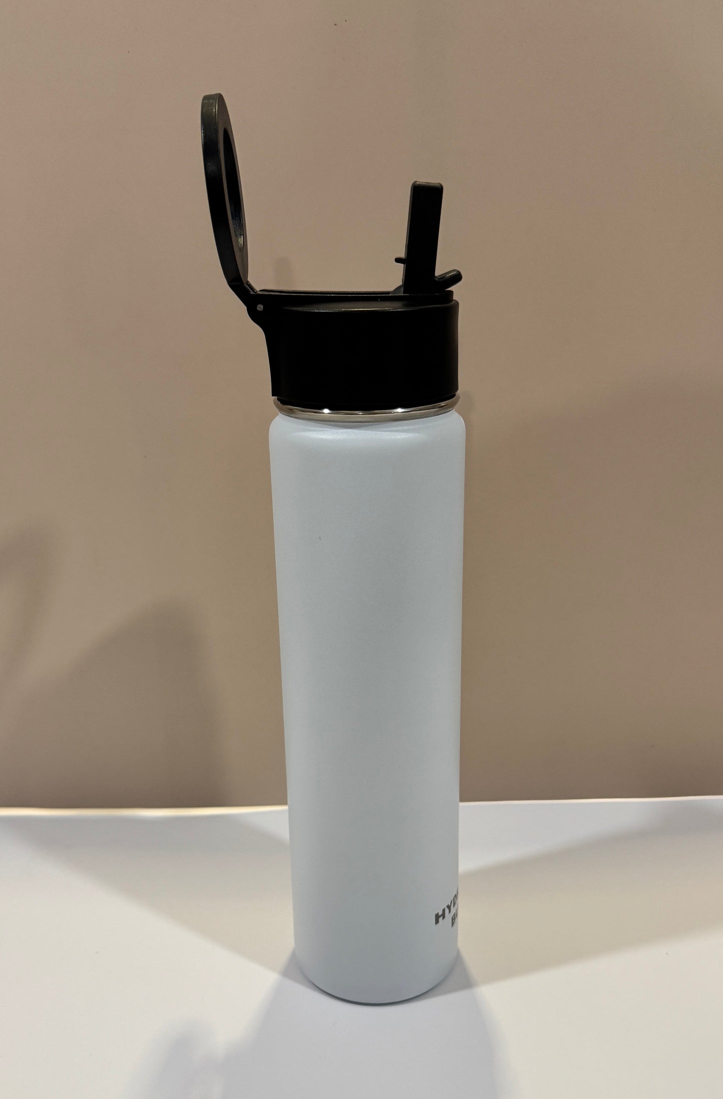 Hydration Buddy 24oz with Unique Magnetic Phone handle - 8 colors